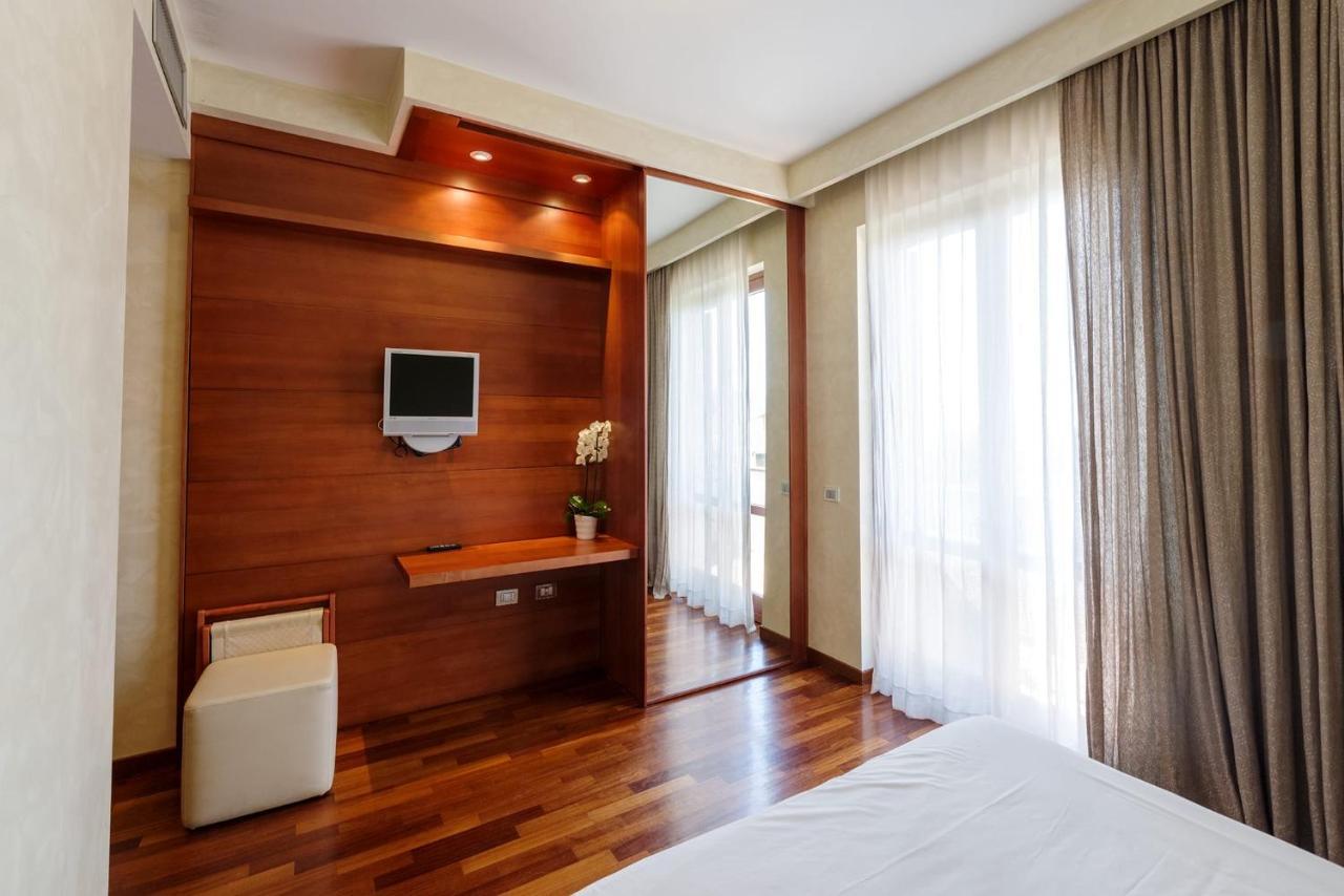 Albergo Ristorante Il Terziere Τρέβι Εξωτερικό φωτογραφία