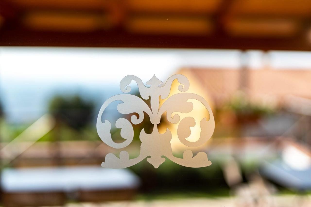 Albergo Ristorante Il Terziere Τρέβι Εξωτερικό φωτογραφία